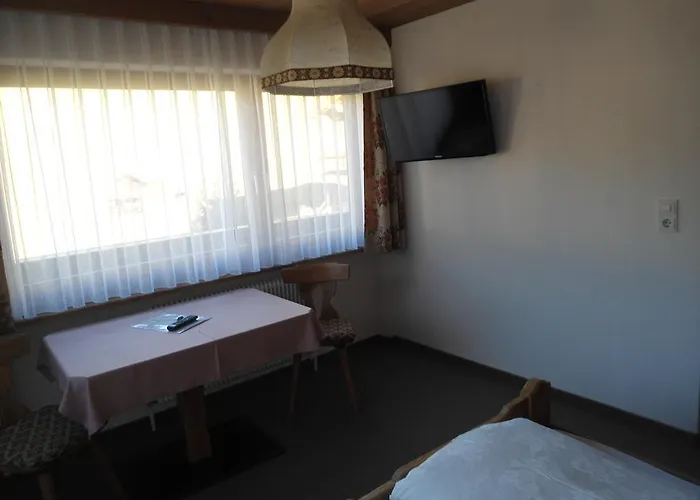 Pensionat Haus Marion Tux